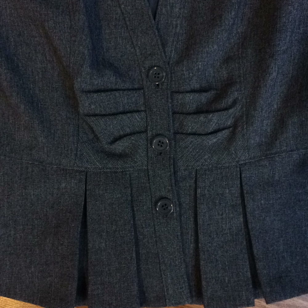 Interview suit - Picture 4 of 5